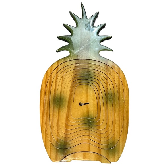 Unique Fruit Baskets - Picture 6 of 9